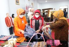 Istri Wapres Minta Dekranasda Maluku Terus Berinovasi 26 istri wapres