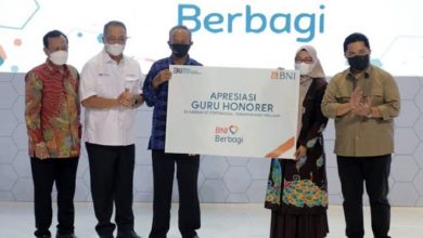 Menteri BUMN dan Guru Honorer