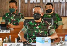 Pangdam Pattimura Apresiasi Capaian Tim Vaksinator Mobile 24 Pangdam Richard