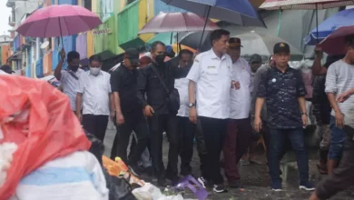 timbunan sampah di mardika