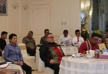 Kendalikan Inflasi di Daerah, Gubernur Murad Perintahkan OPD Punya Inovasi 23 ezgif.com gif maker 4