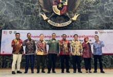 Bank Maluku-Malut dan Bank DKI Jakarta Teken MoU 22 WhatsApp Image 2022 09 27 at 22.31.07