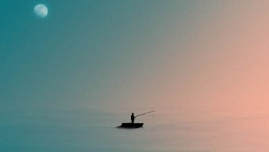 tewas mengapung di laut