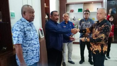 Jabatan Kasatpol Buru Dicopot