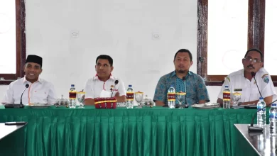 Ketua Komisi I DPRD Maluku