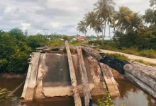 Jembatan Kayu Menuju Bandara Kufar Bakal Direnovasi Pemkab SBT 26 IMG 4194