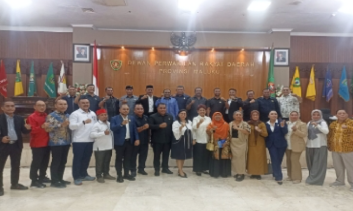 Rapat DPRD Maluku dan Wakil Senayan: Bahas Ketimpangan Anggaran, Infrastruktur, dan Masa Depan Maluku 1 dprd dpr dpd