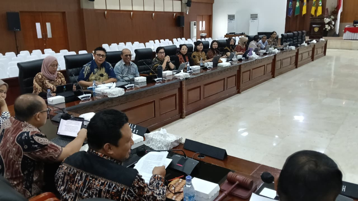 DPRD Maluku - Bappenas Bahas Akselerasi Pembangunan Rendah Karbon 2 rendah karbon