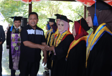 wisuda 1