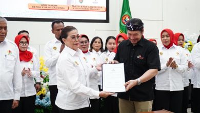 Hendrik Lewerissa Dorong Penguatan Olahraga Masyarakat untuk Tingkatkan SDM Maluku 7 photo 2026 06 08 21 52 31
