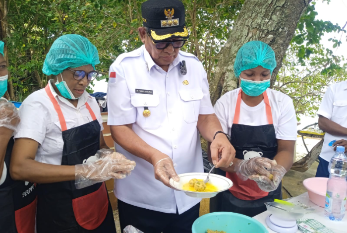 Bupati Thaher Hanubun Minta Kader Posyandu Maksimalkan Pangan Lokal untuk Tekan Stunting 1 stunting