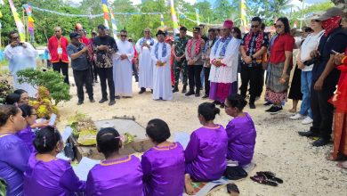 Wabup Maluku Tenggara: Gereja Harus Menjadi Pusat Iman dan Kebersamaan Umat 37 wakil bupati